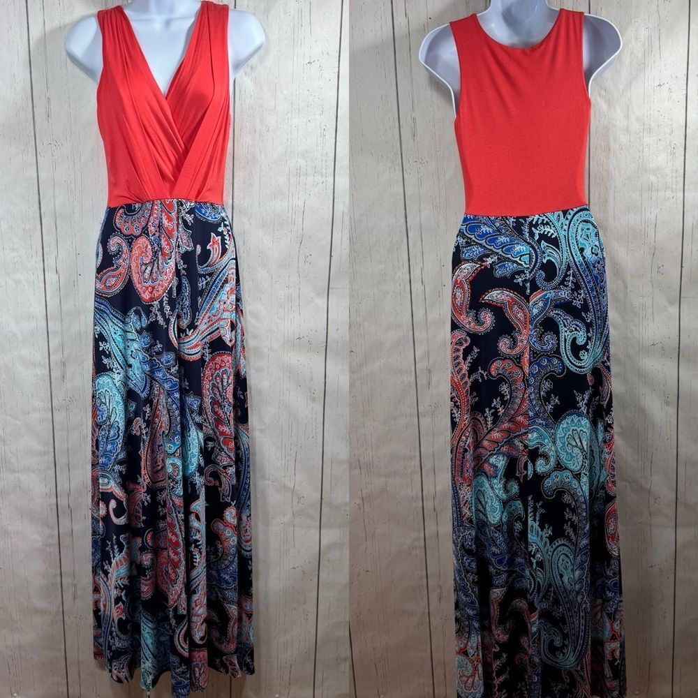 Gilli Red Paisley Boho Maxi Dress Flowy Resort Vacation Sleeveless USA Size S